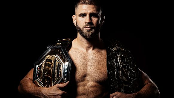 Skvělý Procházka! Sestřelil soupeře při debutu v UFC ve druhém kole